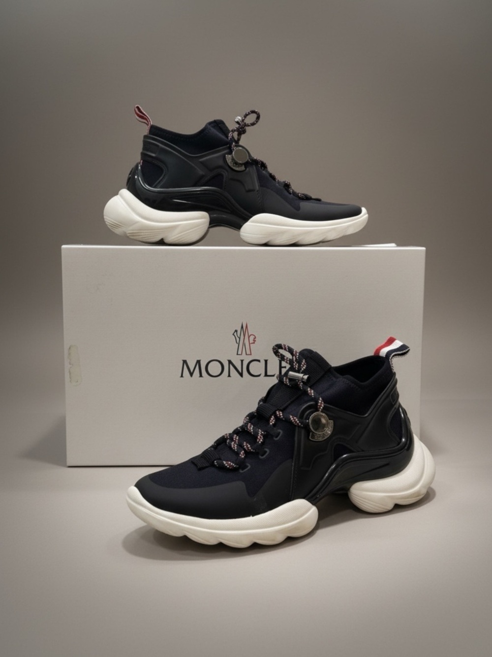 MONCLER | Thelma Scarpa Sneakers | Black | Women’s Size 37 EU